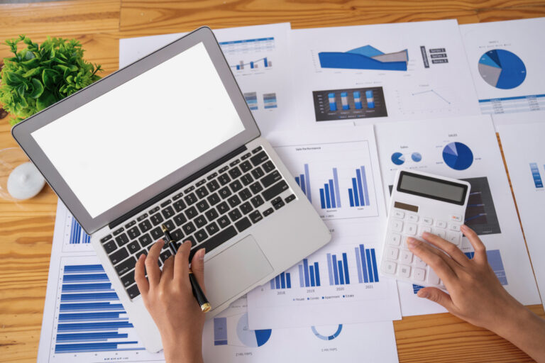 Descubra o Impacto do Ambiente de Trabalho no Turnover e Como Transformá-lo Positivamente